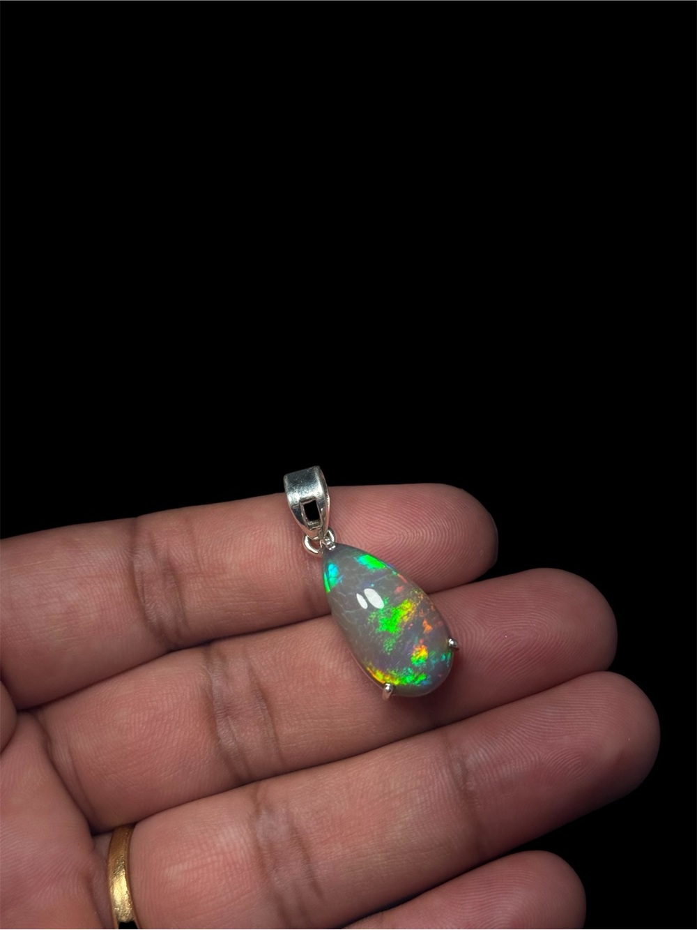10 Ct Natural Ethiopian Opal Pendant 925 Sterling Silver Pear Certified